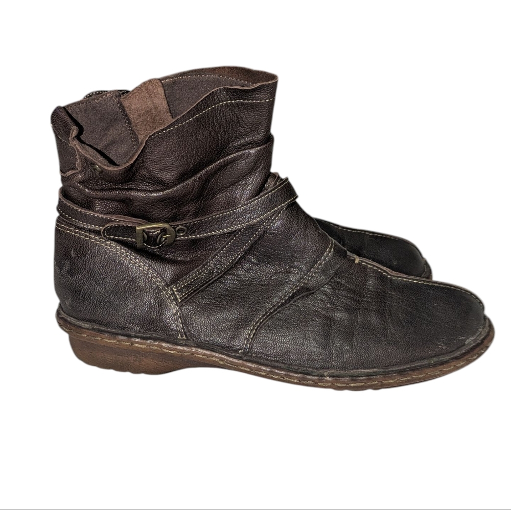 Soul Of Africa Flat Booties Size 8